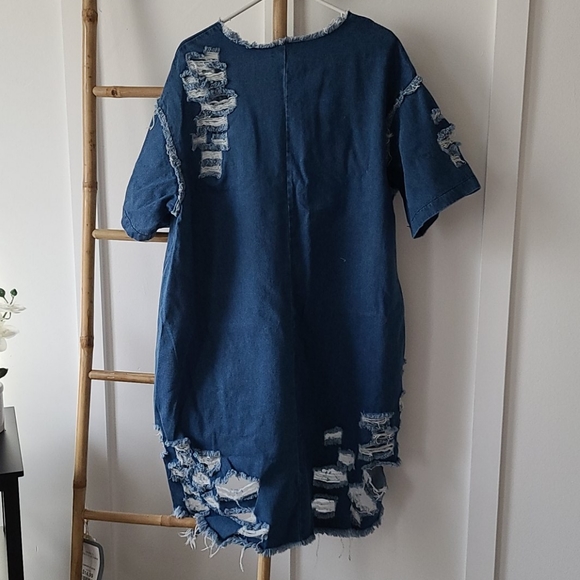 Dress - Picture 3 of 5